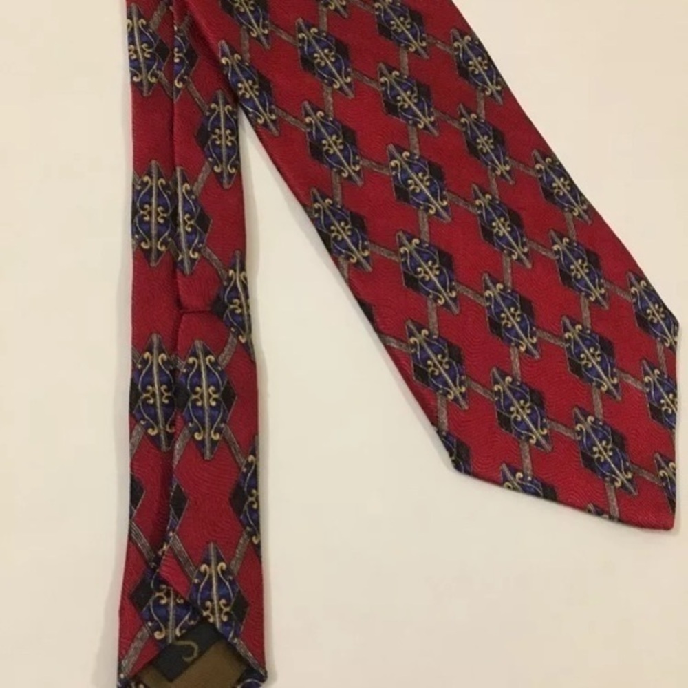 Robert Talbott Studio Hand Sewn Finest Silk